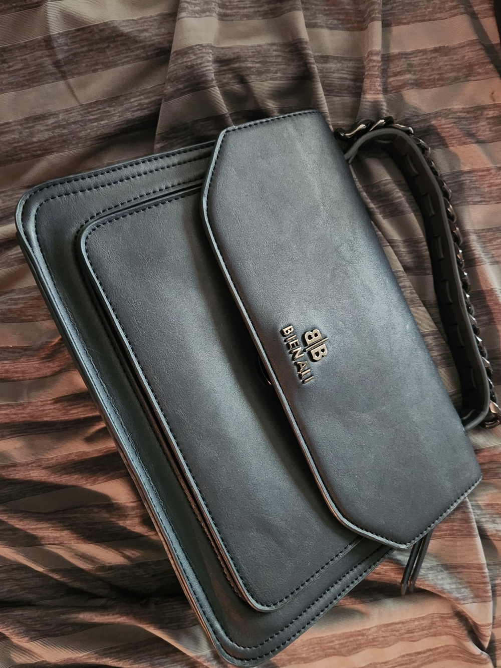 Bienali Leather with Chain Strap